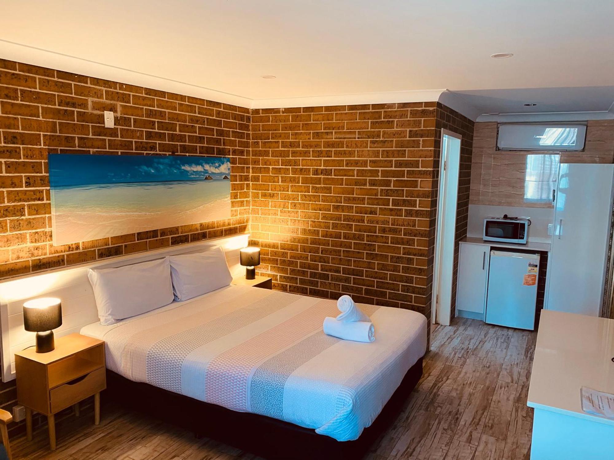 Buccaneer Motel Entrance Екстер'єр фото